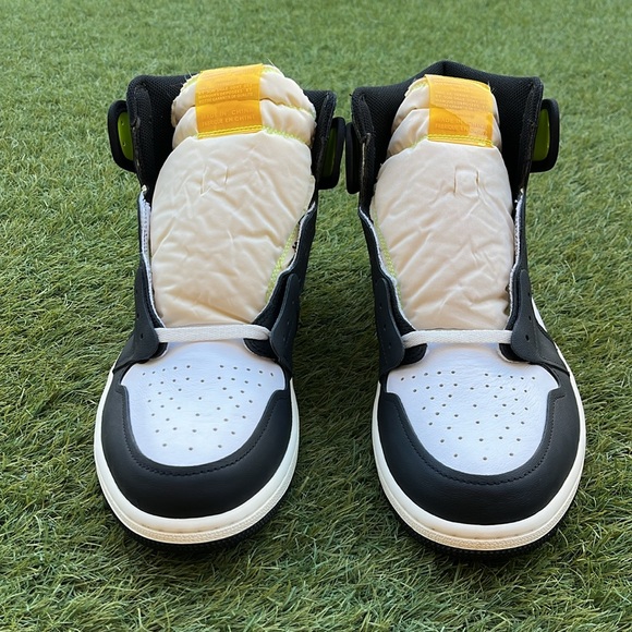 Air Jordan 1 Retro High OG main image 3